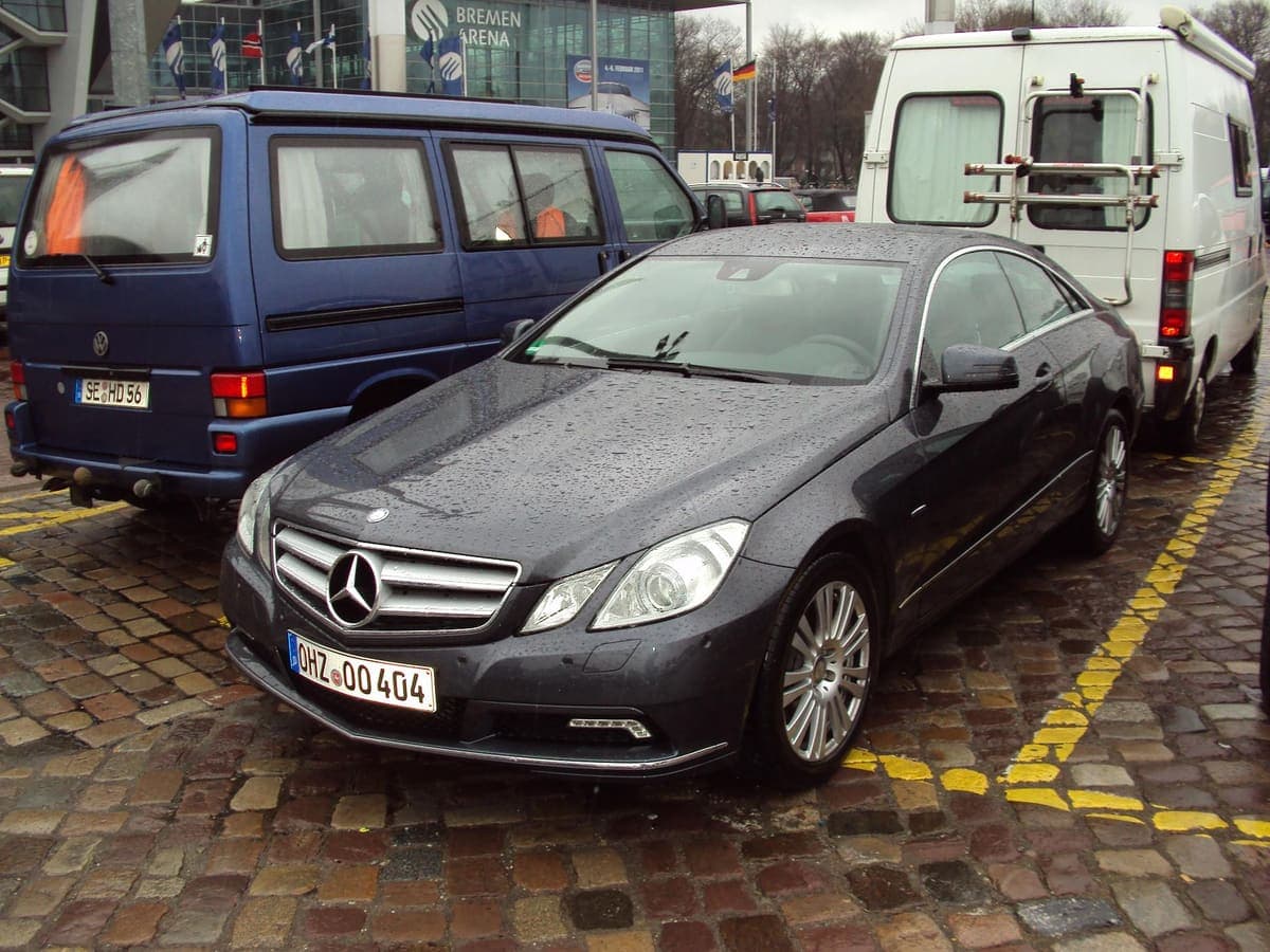 Mercedes-Benz E-Class Luxury available for rent with EasyCab Jodhpur